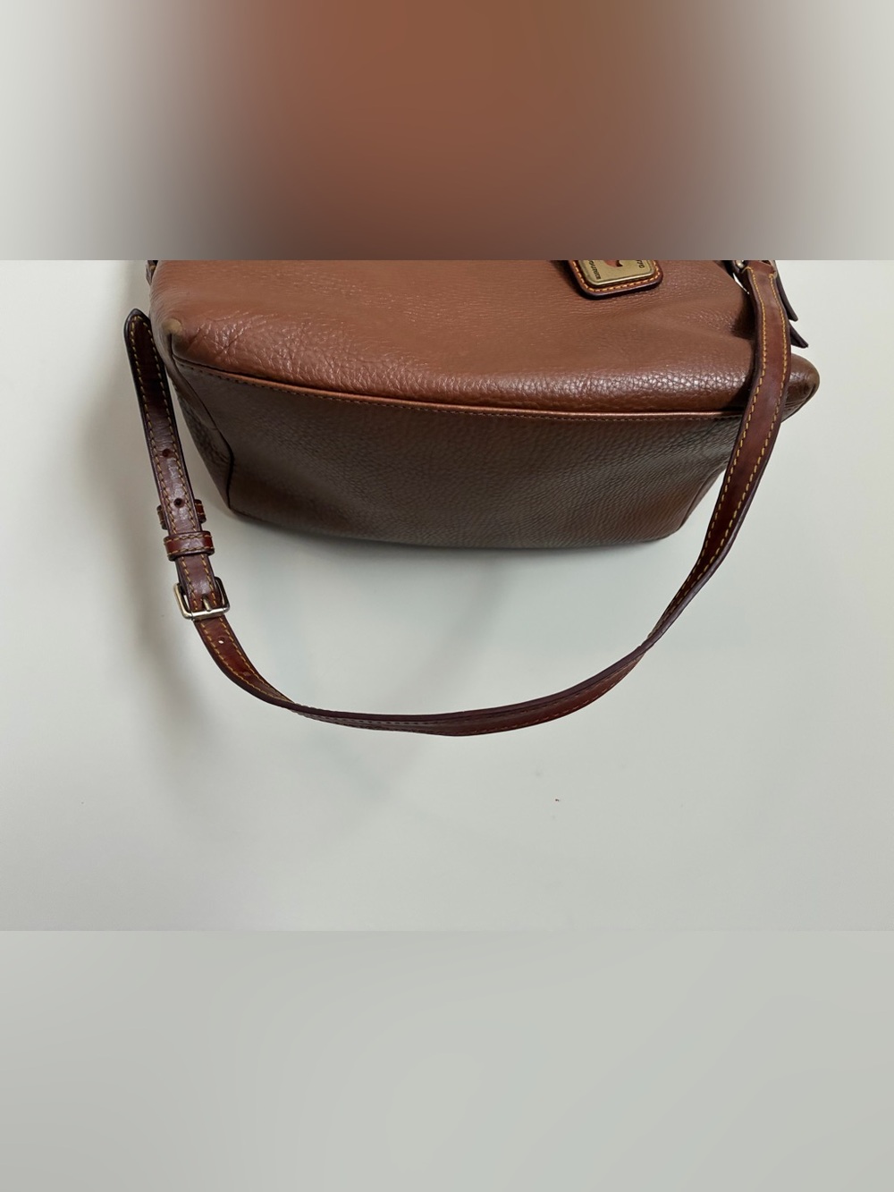 Vintage Dooney & Bourke Genuine Florentine Vachetta Leather Crossbody J0872669 - Picture 9 of 15